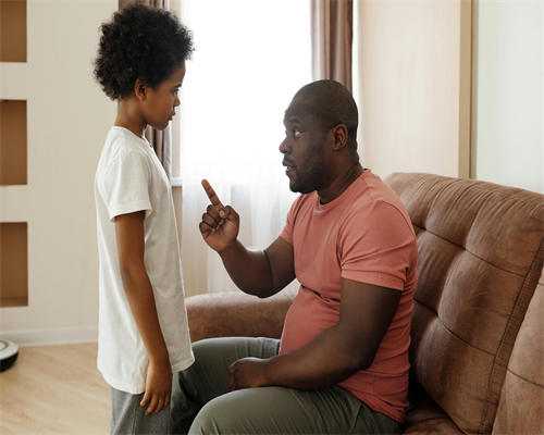 解读孕妇梦见蜜蜂的胎梦意义及代怀生子的出生证明指南